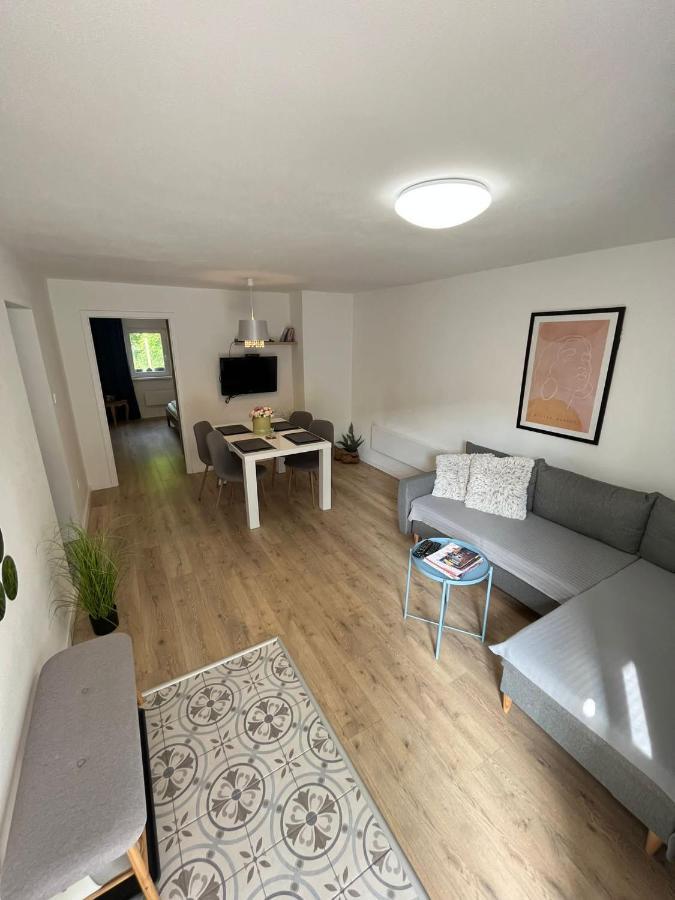 Amira Apartman โคมาร์โน ภายนอก รูปภาพ