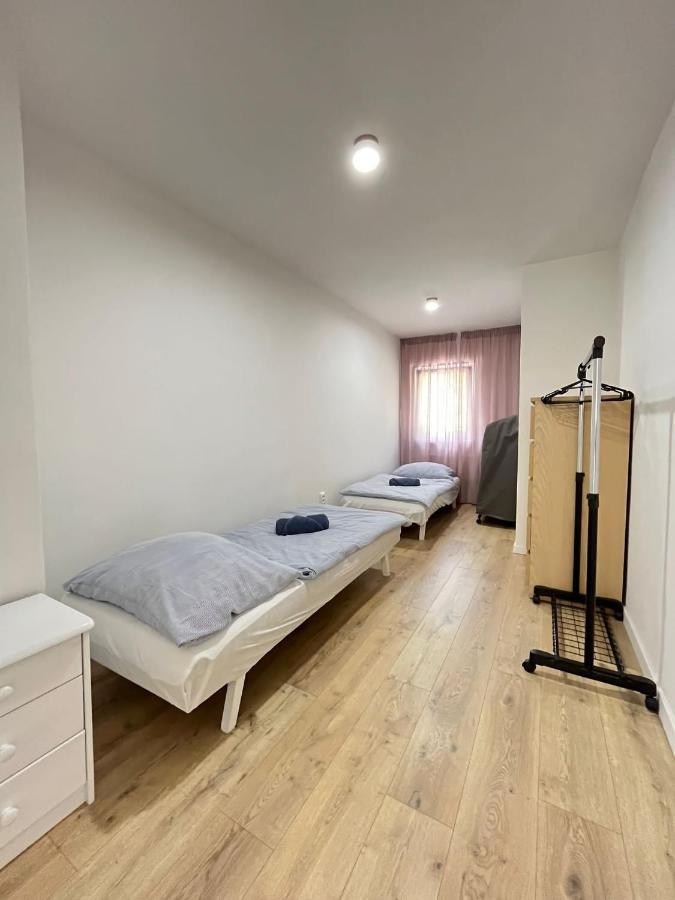 Amira Apartman โคมาร์โน ภายนอก รูปภาพ